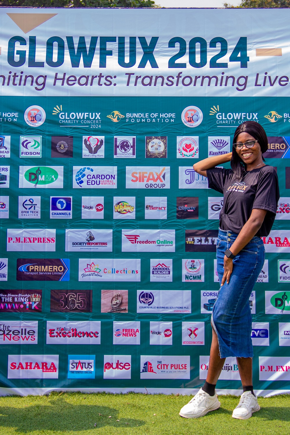 Glowfux Charity Concert 2024 - Capert Moment