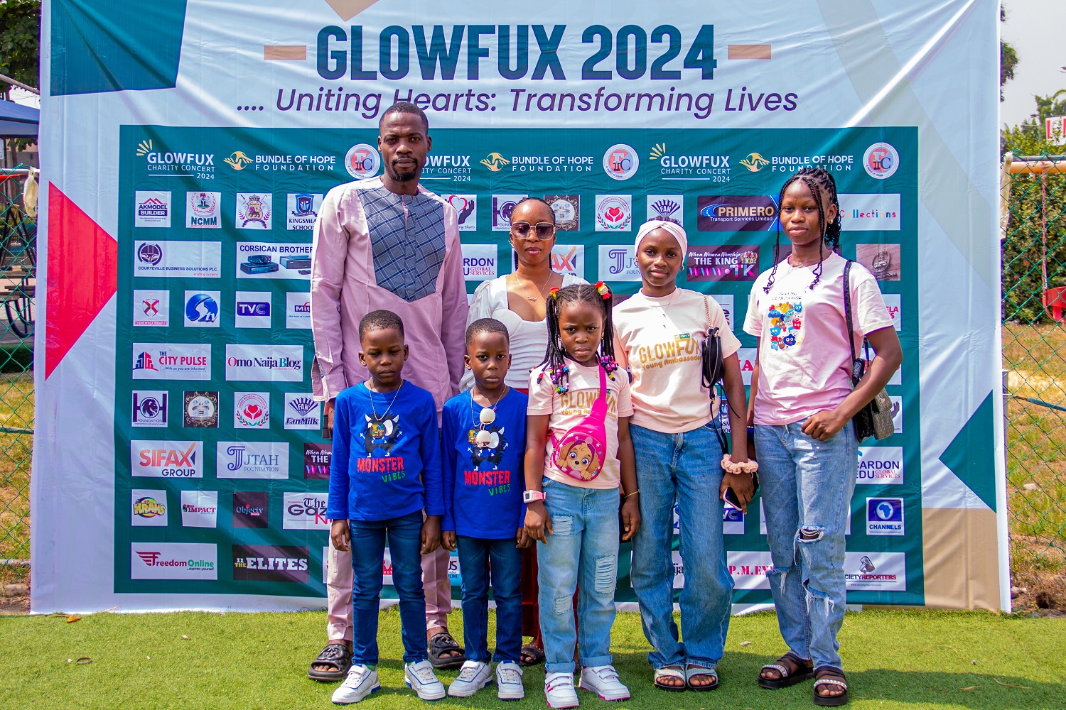 Glowfux Charity Concert 2024 - Capert Moment