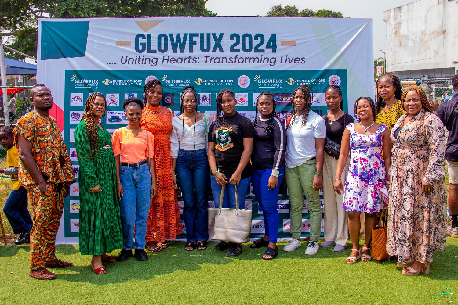 Glowfux Charity Concert 2024 - Capert Moment