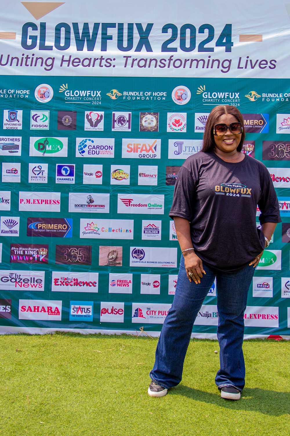 Glowfux Charity Concert 2024 - Capert Moment