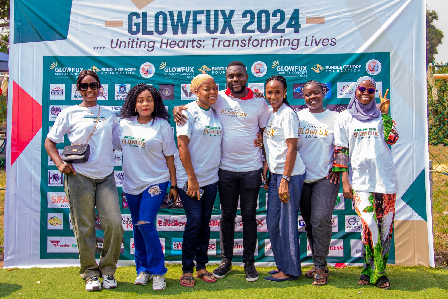 Glowfux Charity Concert 2024 - Capert Moment