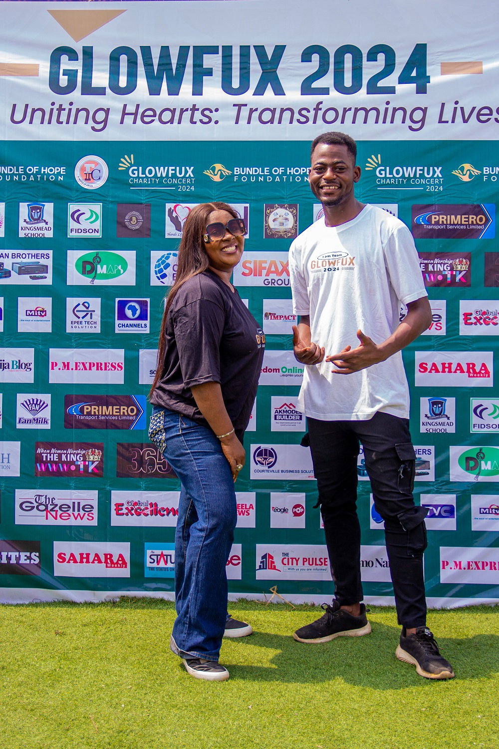 Glowfux Charity Concert 2024 - Capert Moment