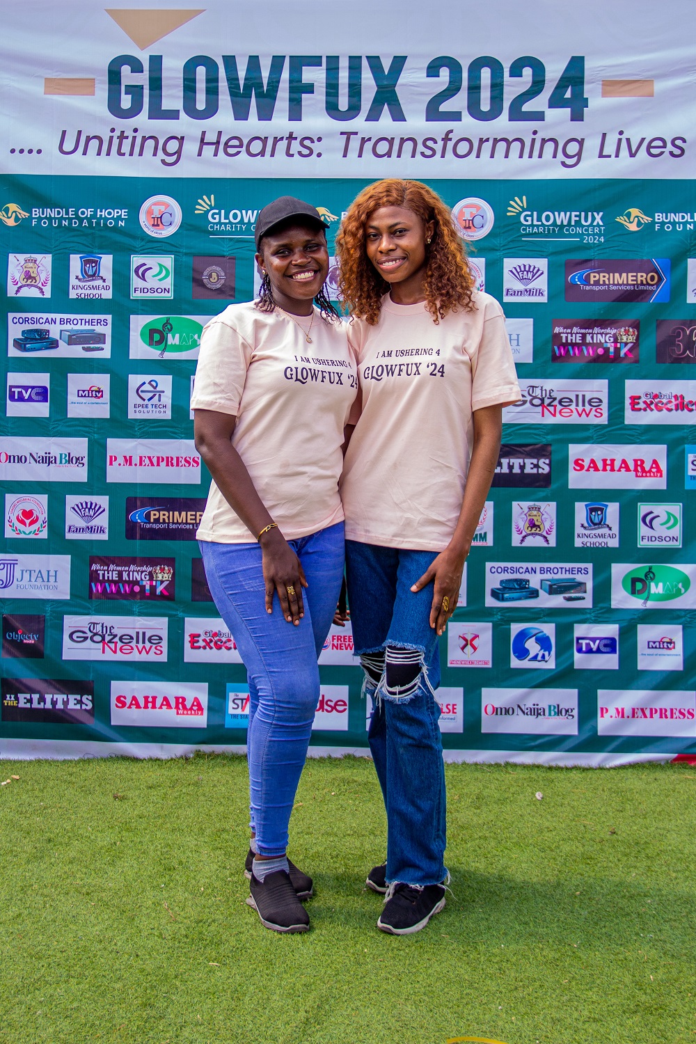 Glowfux Charity Concert 2024 - Capert Moment