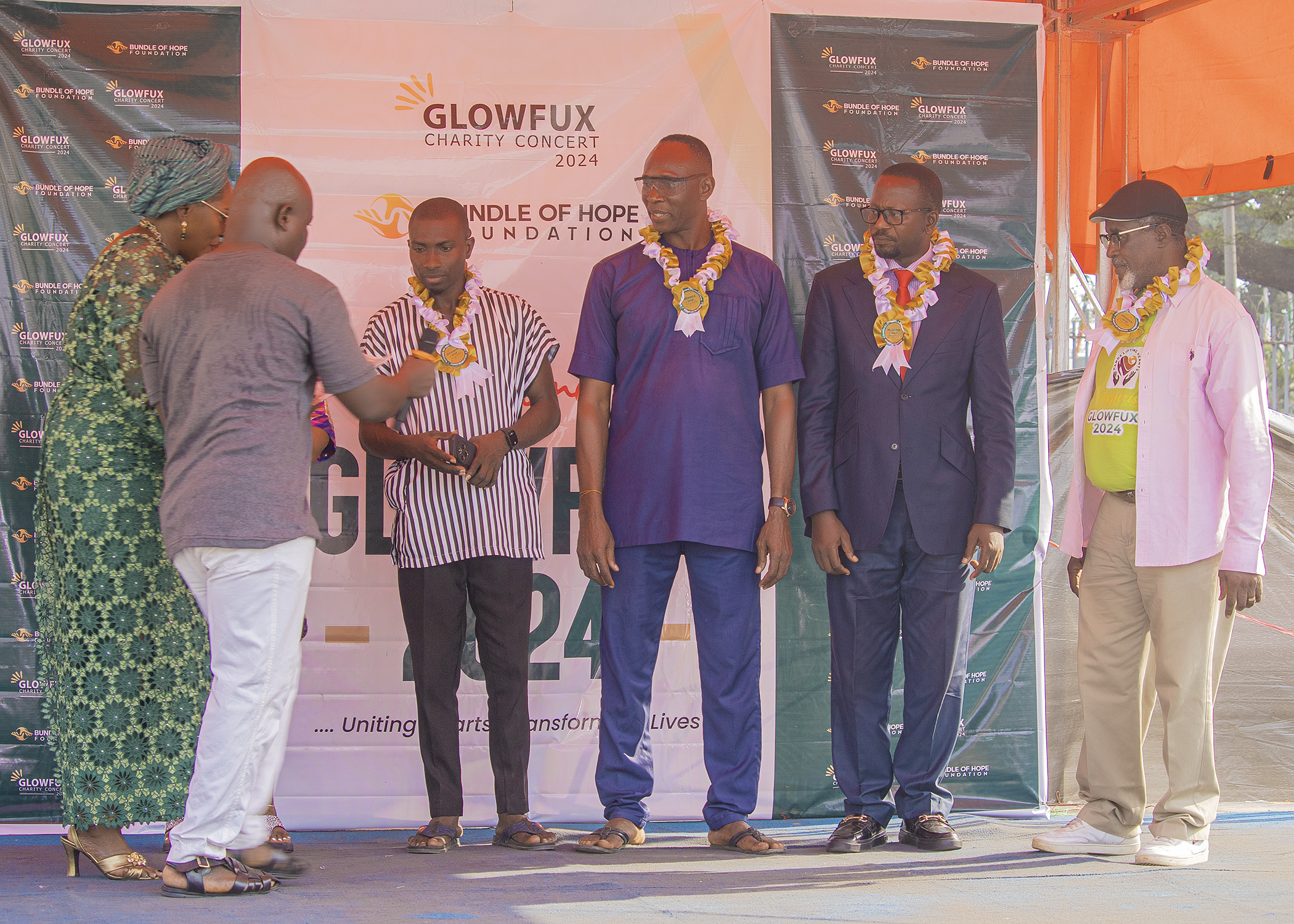 Glowfux Charity Concert 2024 - Award Moment