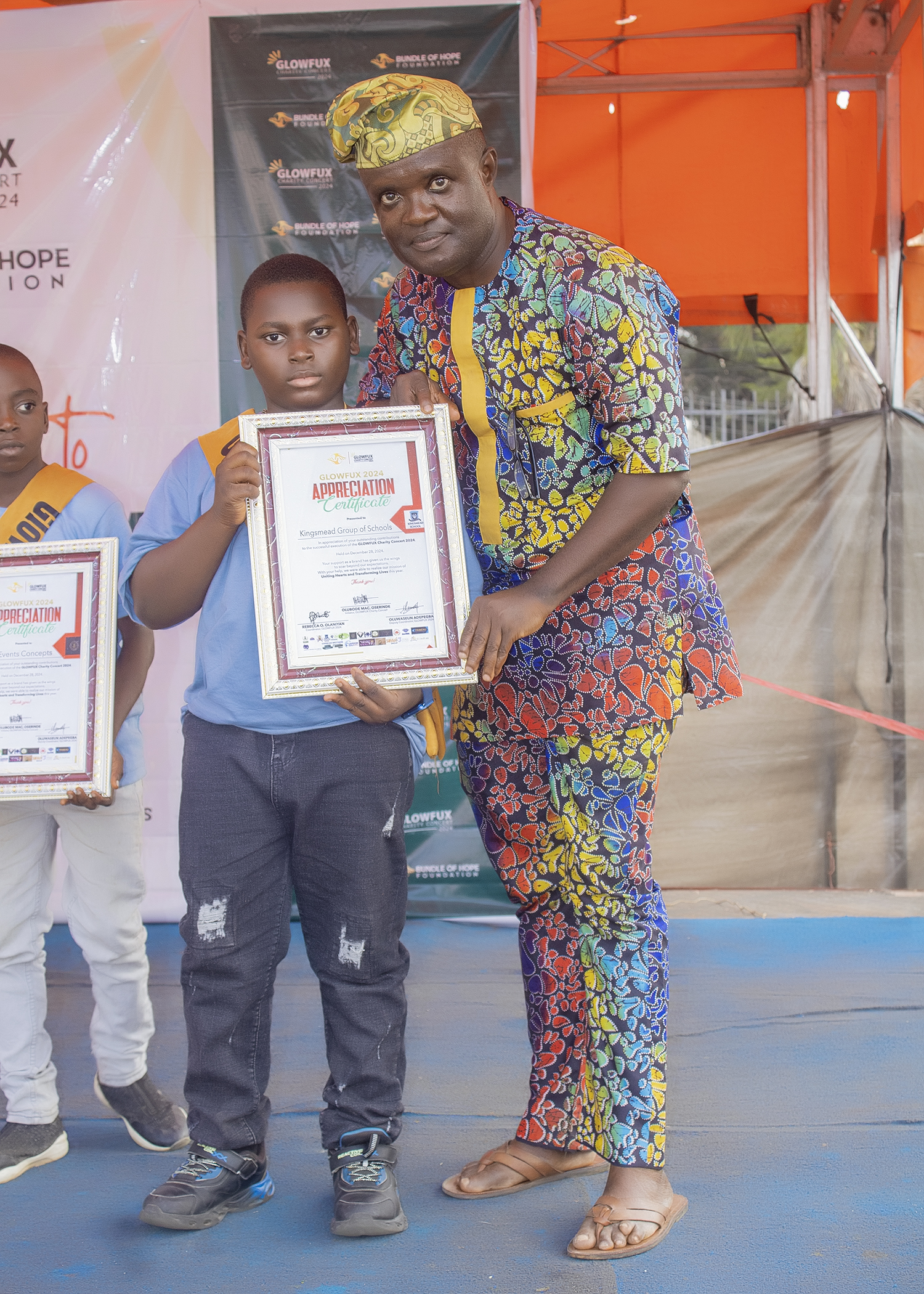 Glowfux Charity Concert 2024 - Certificate Moment