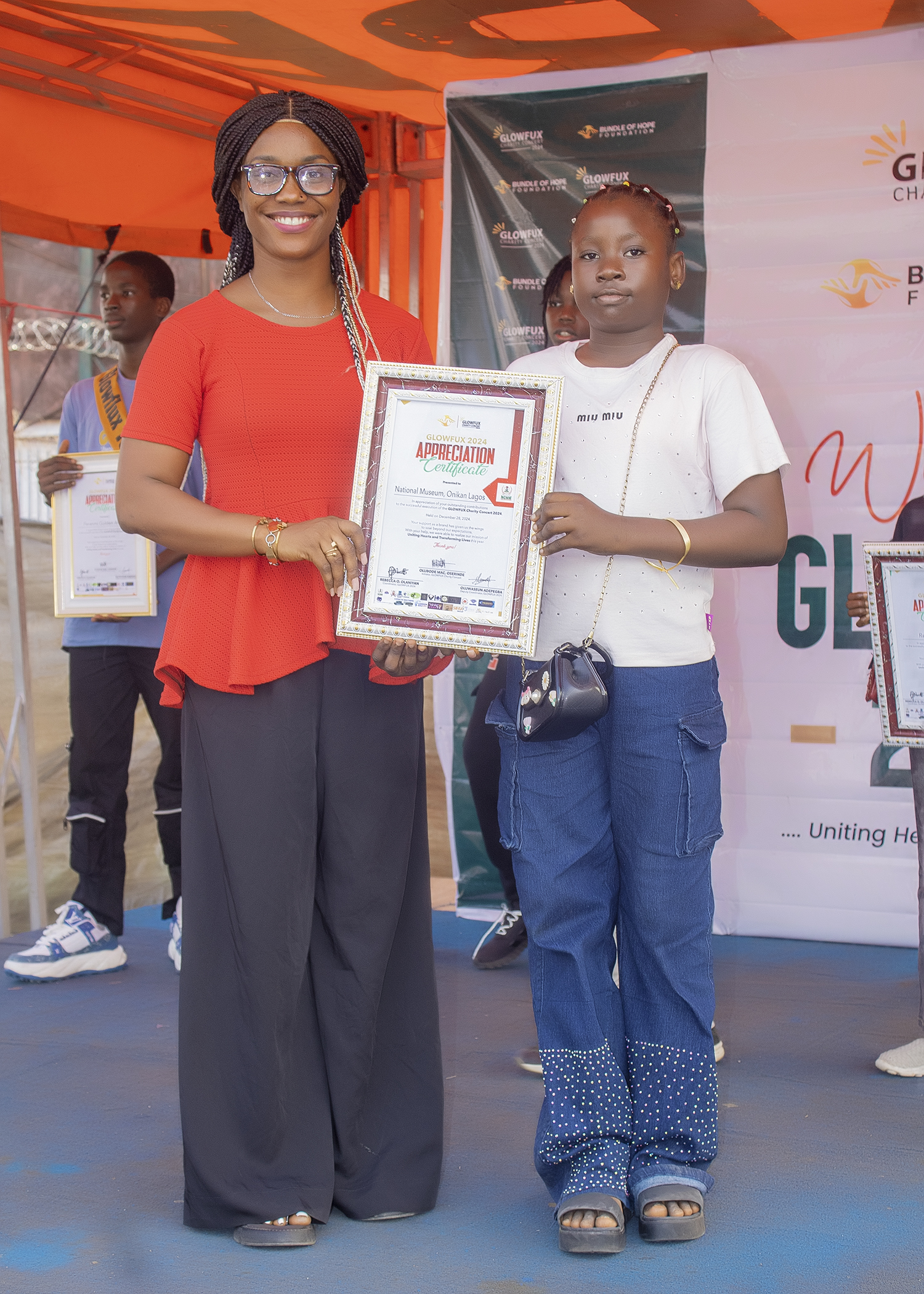 Glowfux Charity Concert 2024 - Certificate Moment