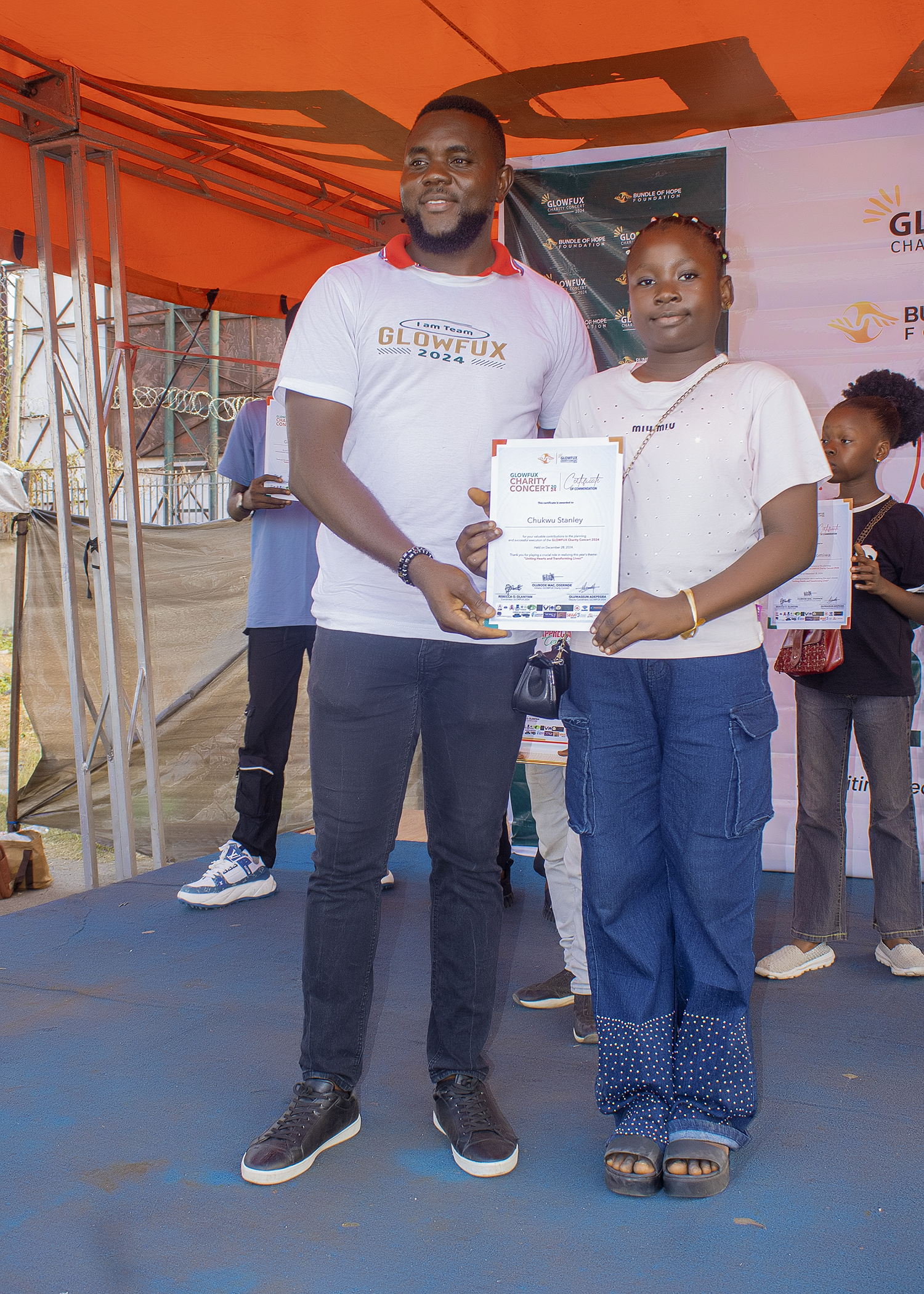 Glowfux Charity Concert 2024 - Certificate Moment