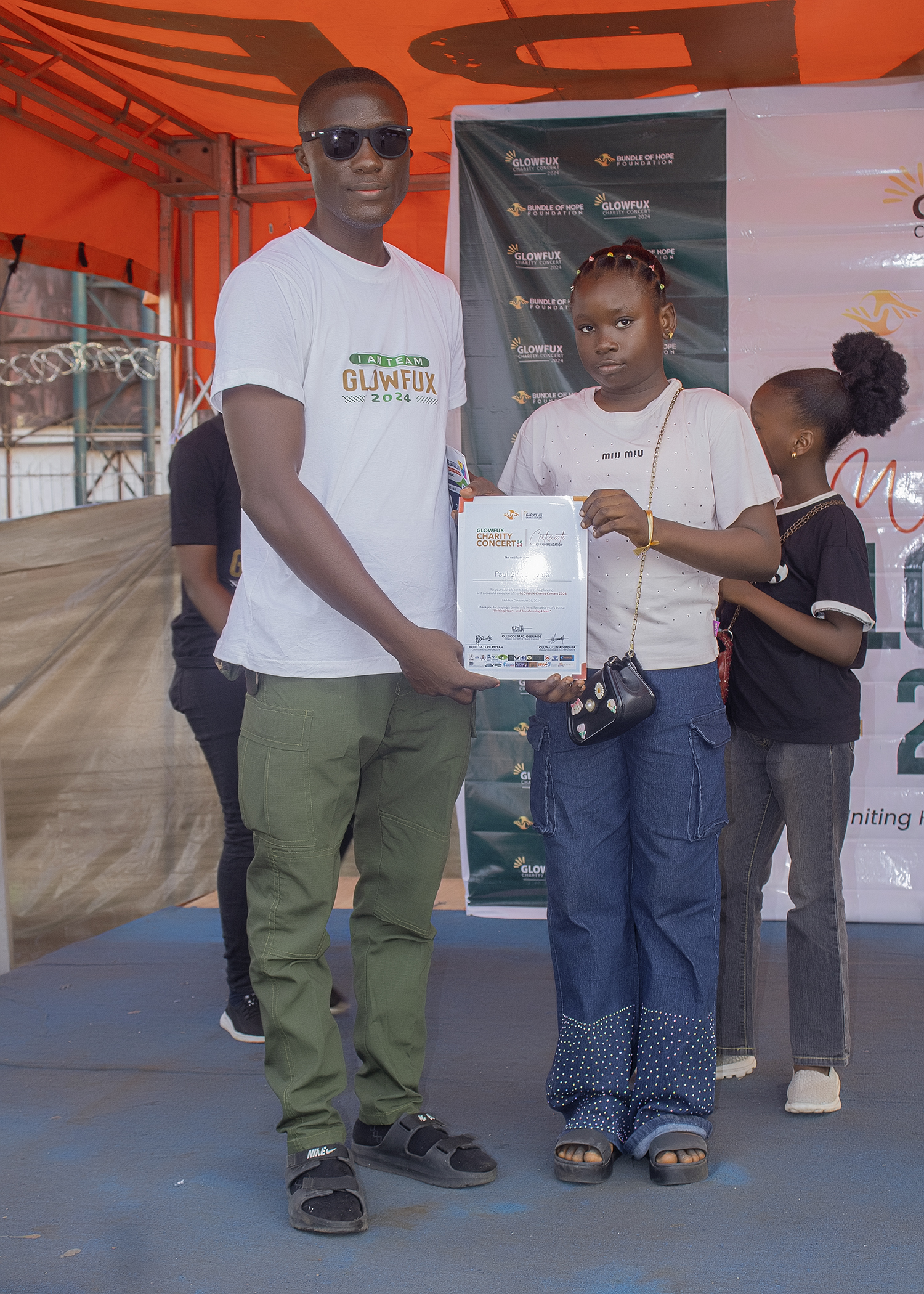 Glowfux Charity Concert 2024 - Certificate Moment